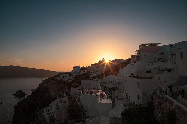 Santorini Small Group Tour : Blue Dome Photo Stop & Oia Free Time
