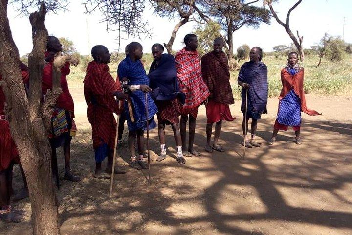 2 Days Lake Eyasi Cultural Tour From Arusha
