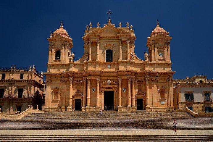Noto Private Tour from Syracuse with sicilian "Arancino"