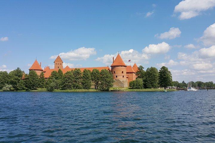 Vilnius Custom Day Trip to Trakai and Kernave
