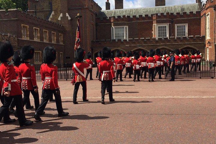 Private Tour : See 30+ Top London Sights! Fun Local Guide