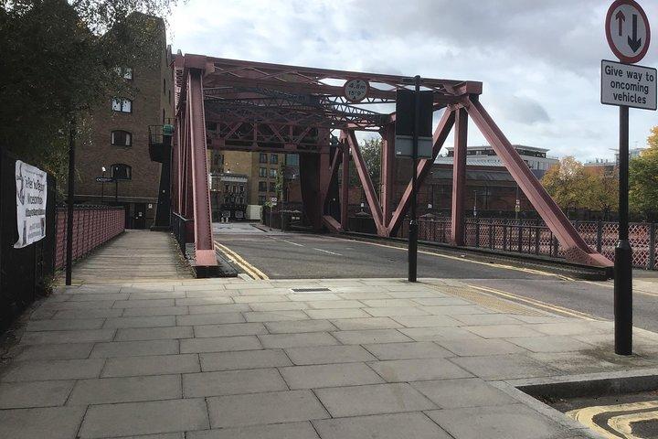 Historic walk of East Londons Wapping Docks and its famous Pubs