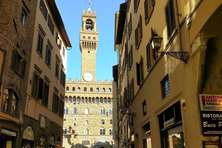 Medici Secrets & Mysteries: Interactive Walking Tour Game
