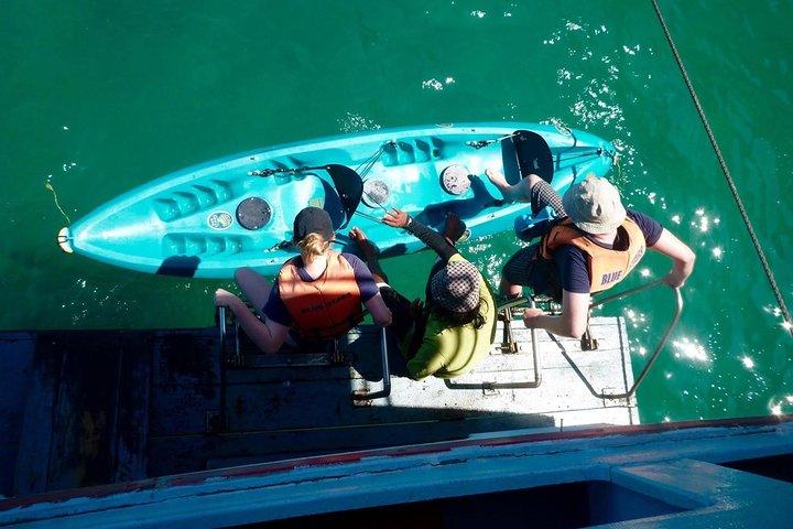 Blue Stars Kayaking Adventure in Angthong Marine Park