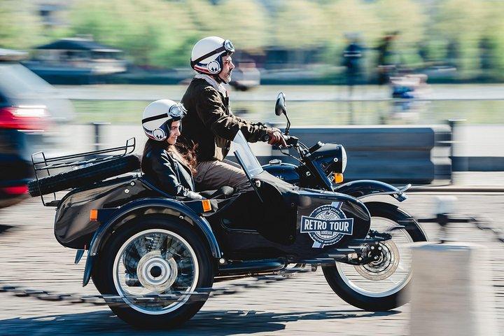 Bordeaux Sightseeing Private Sidecar Guided Tour
