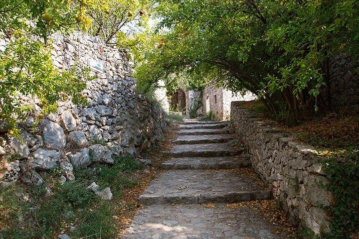 PRIVATE TOUR to Mostar, Stolac, Pocitelj & Blagaj by CRUISER TAXI