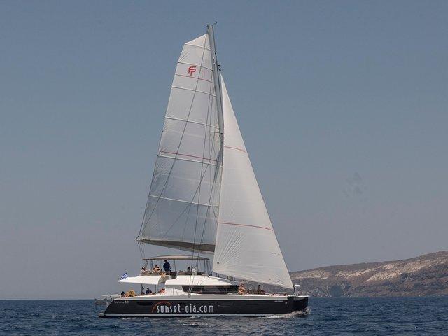 Santorini Luxury Catamaran Day Cruise with BBQ,drinks,transfer