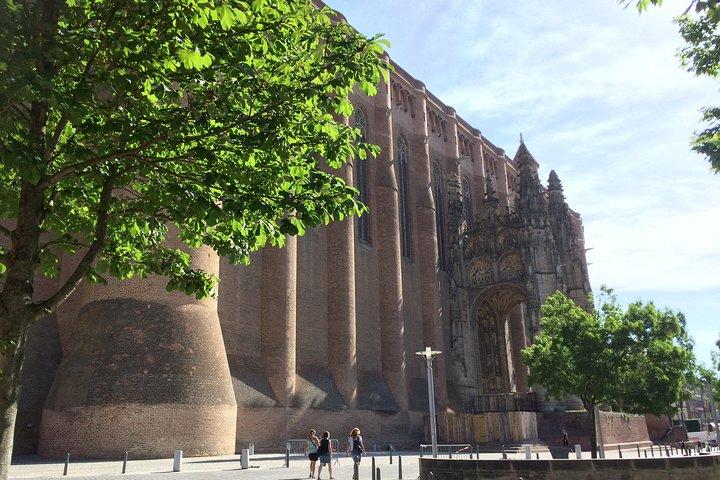 Albi and Cordes sur Ciel Private Day Tour from Toulouse