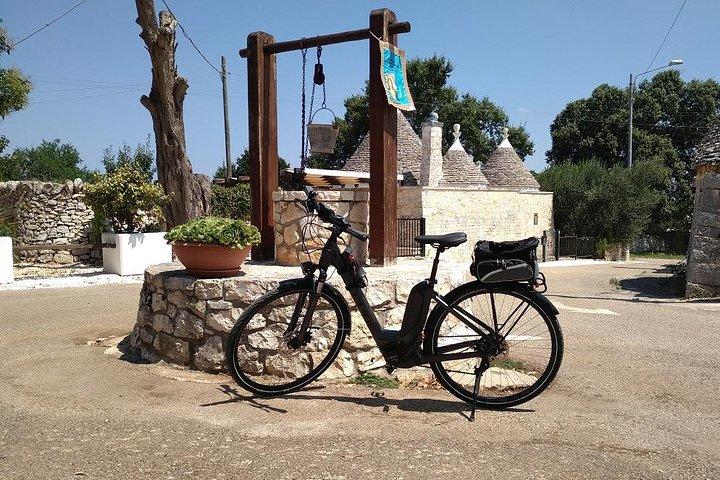 Ebike tours: the villages of Valle d'Itria and tasting of typical products