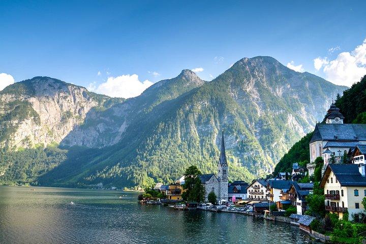 Private Eagle's Nest and Hallstatt tour from Salzburg