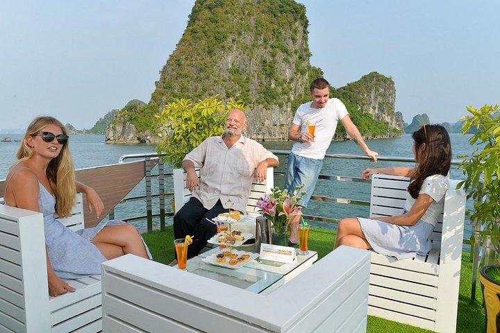 Hanoi to Halong Bay Deluxe Cruise – Scenic Day Tour All Included