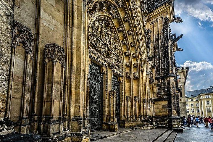 Central and Eastern Europe Highlights 7-Day Tour from Frankfurt