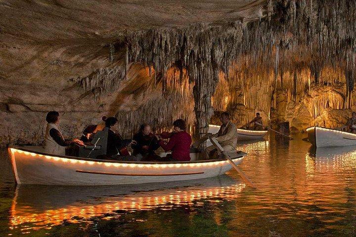 Mallorca Drach Caves Half-Day Tour with Lake Martel & Pearl Shop