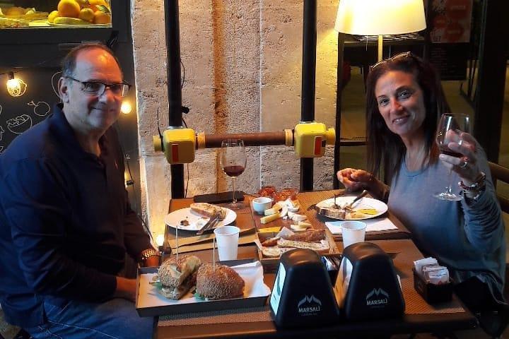 Syracuse Private Walking Tour with Traditional Lunch and Wine