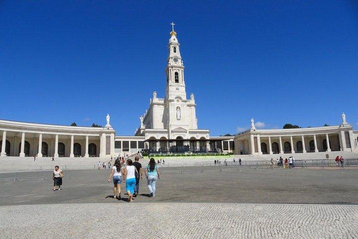 Lisbon and Fátima Sanctuary Private Tour