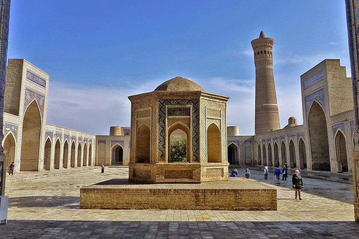 2 Days Tour to Bukhara and Samarkand from Tashkent by train