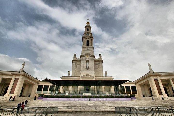 Private Day Trip to Fatima Batalha Nazare and Obidos from Lisbon