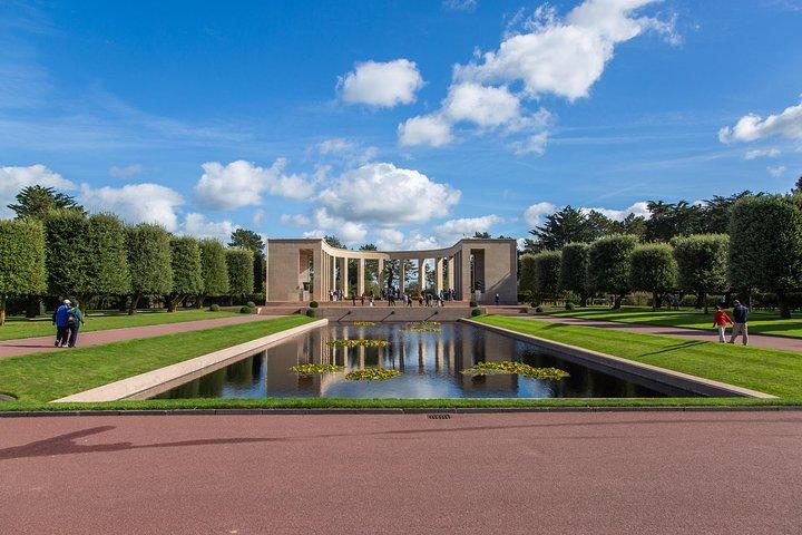 D-Day American Beaches from Paris with hotel Pick Up