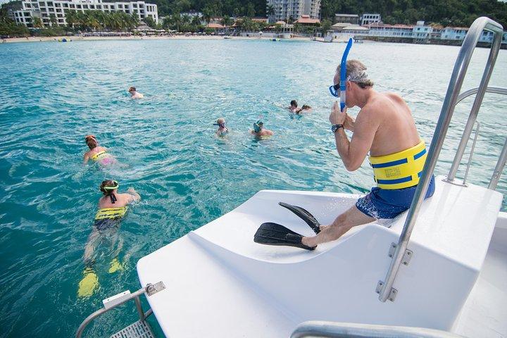 Dunn's River Catamaran Cruise From Ocho Rios