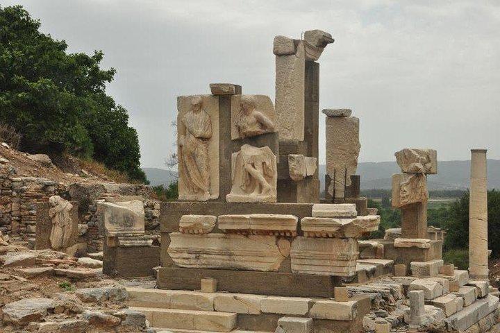 6-Day Turkey Tour in Gallipoli, Troy, Pergamon, Ephesus, Pamukkale & Cappadocia