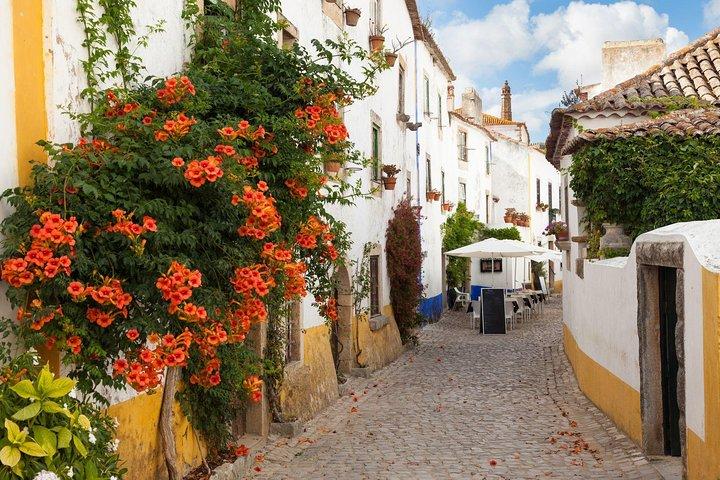 Fátima, Nazaré and Óbidos Small Group Tour from Lisbon
