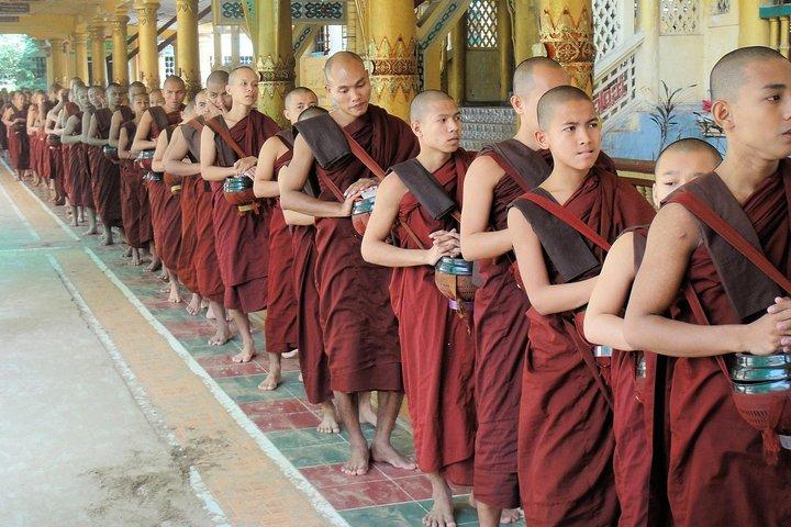 Private Bago Full-Day Tour from Yangon