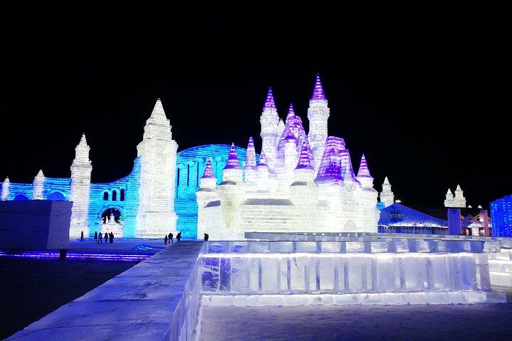 2-Day Harbin City Private Tour with Ice and Snow Festival with Lunch