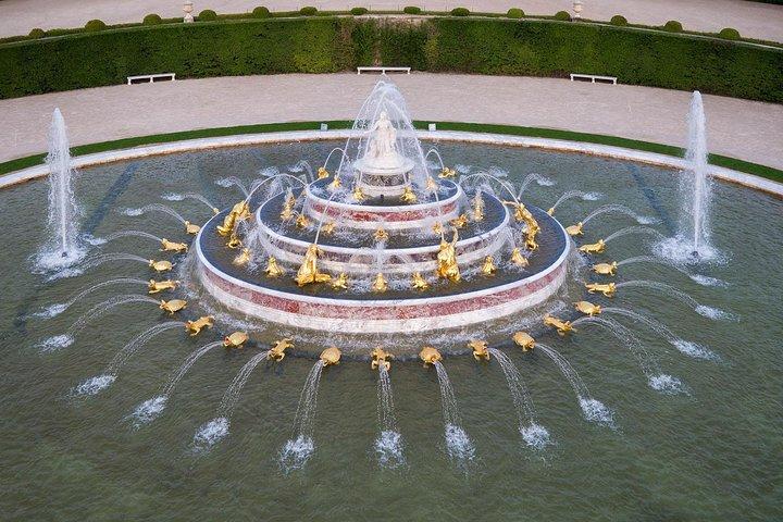 Versailles: Full Day Tour & Shuttle from Paris