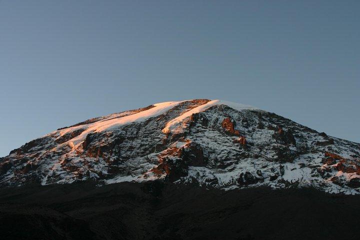 Marangu Route 6 Days 5 Nights/Kilimanjaro Climb