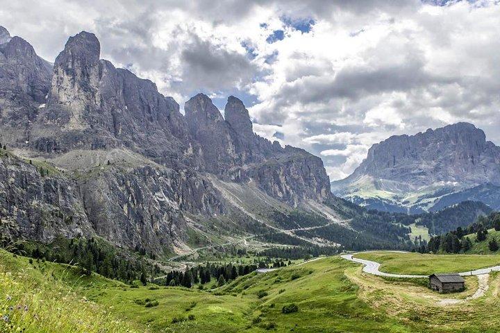 4-Day Scenic Dolomites Tour from Milan