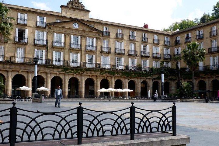 Private 4-hour City Tour of Bilbao with Hotel or Cruise Port pick-up