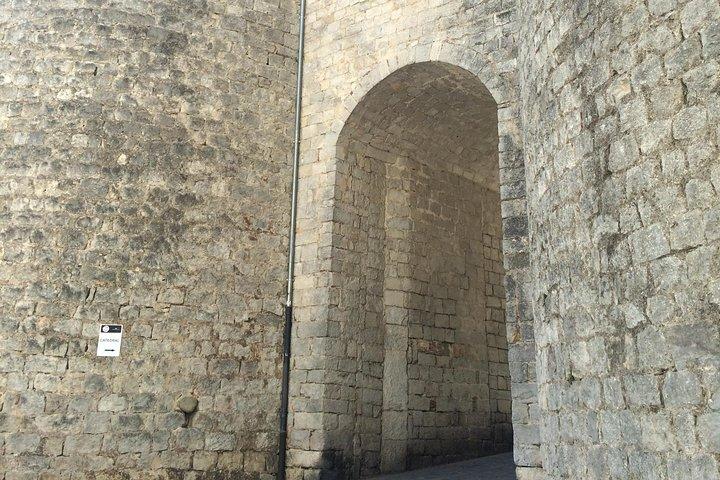 Medieval Heritage Girona And Besalu Private Tour