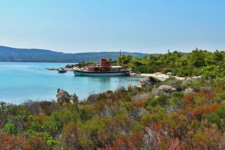 Halkidiki Blue Lagoon Cruise From Thessaloniki
