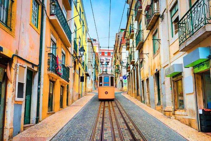 Private tour Portugal 3 days from Lisbon