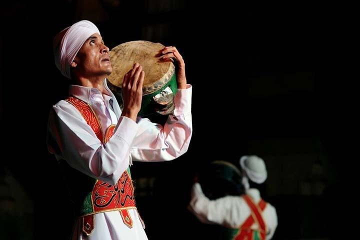 Nile Dinner Cruise Cairo with Buffet, Show & Private Transfer