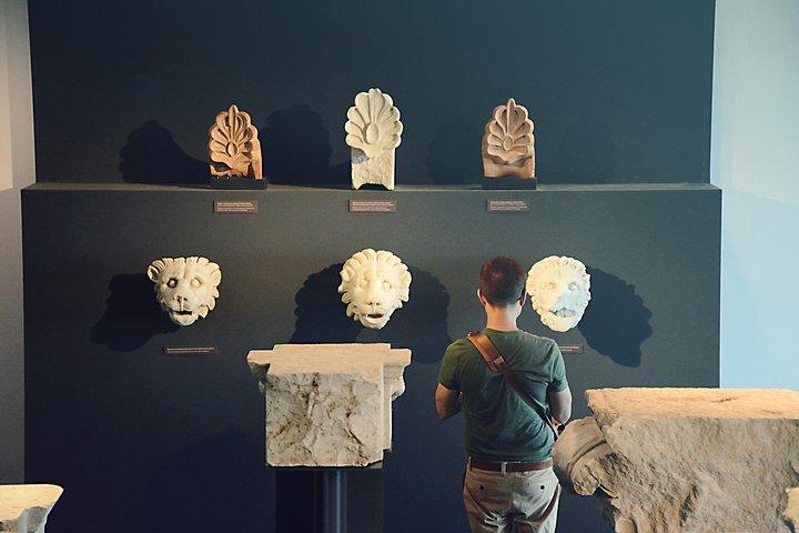 Discover Vergina and Pella: Day Trip to Macedonian Kingdom