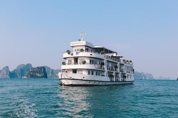 Halong Bay Cruises 2 Days/1 Night included Pick up & Transfers