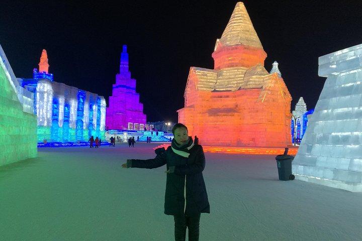 Small Group Night Tour to Harbin Ice and Snow World