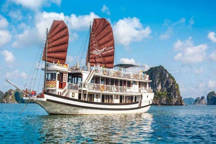 Halong Bay 3 Days - 2 Nights with 3 Star Cruise all included