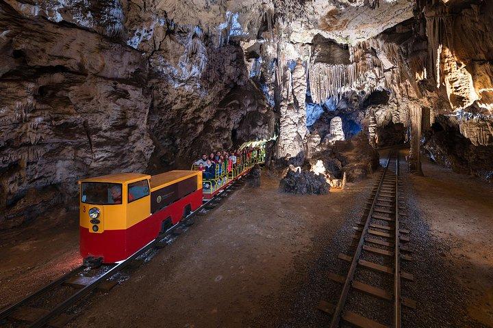 Postojna Cave & Predjama Castle from Rijeka