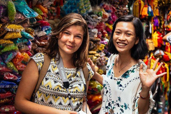 Ho Chi Minh: PRIVATE Off the Beaten Track Tour with a Local