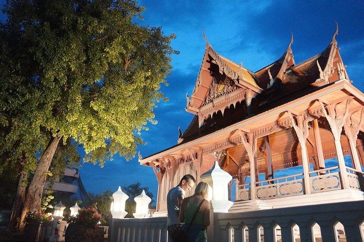 Bangkok Night Tour with a Local: Private & 100% Personalized