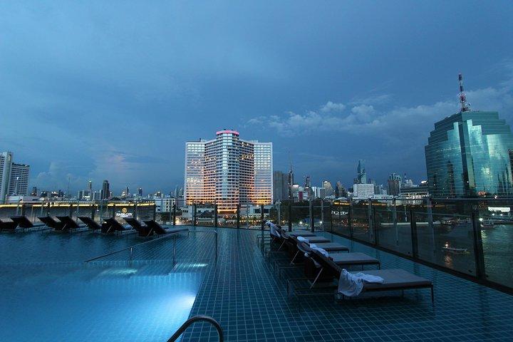 Bangkok Night Tour with a Local: Private & 100% Personalized