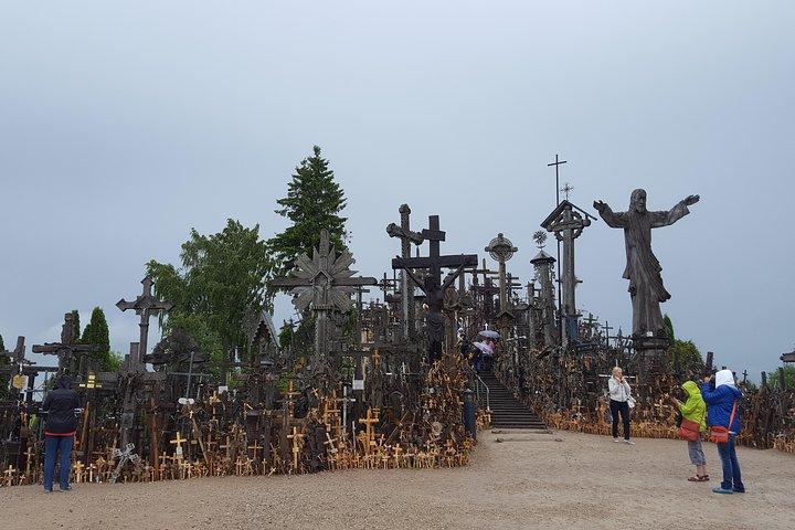 Tour from Riga - Vilnius via Bauska, Rundale, The Hill of Crosses