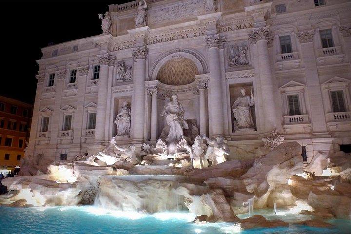 Rome by Night with Driver - Private Tour with Champagne Toast