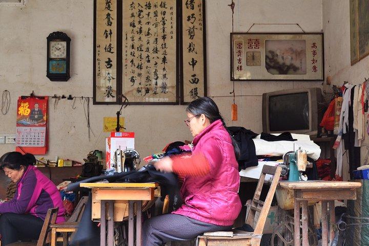 Xingping Xianggong Hill and Yangshuo Countryside Classic Day Tour