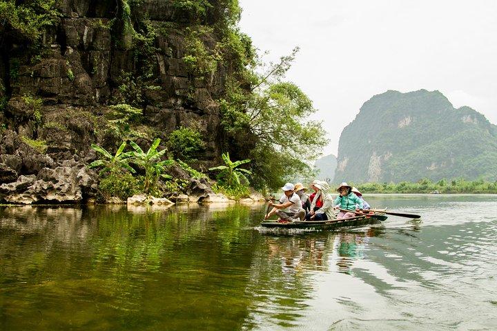 Hoa Lu And Trang An Grottoes Day Tour