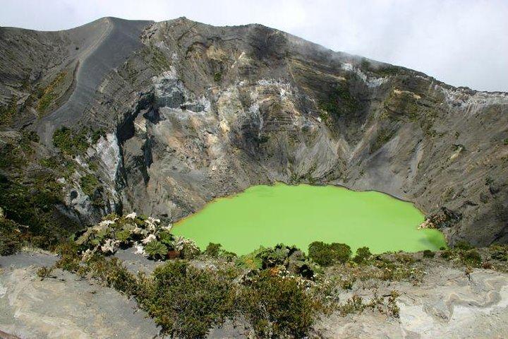 Irazú Volcano Half Day Tour from San Jose