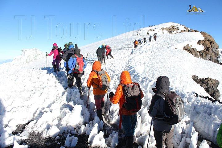 5 Days Marangu Route Climbing