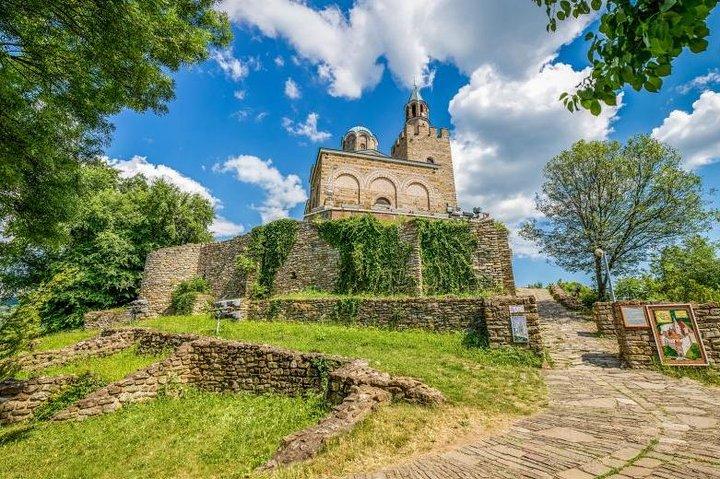 Small-Group Day Trip to North Bulgaria